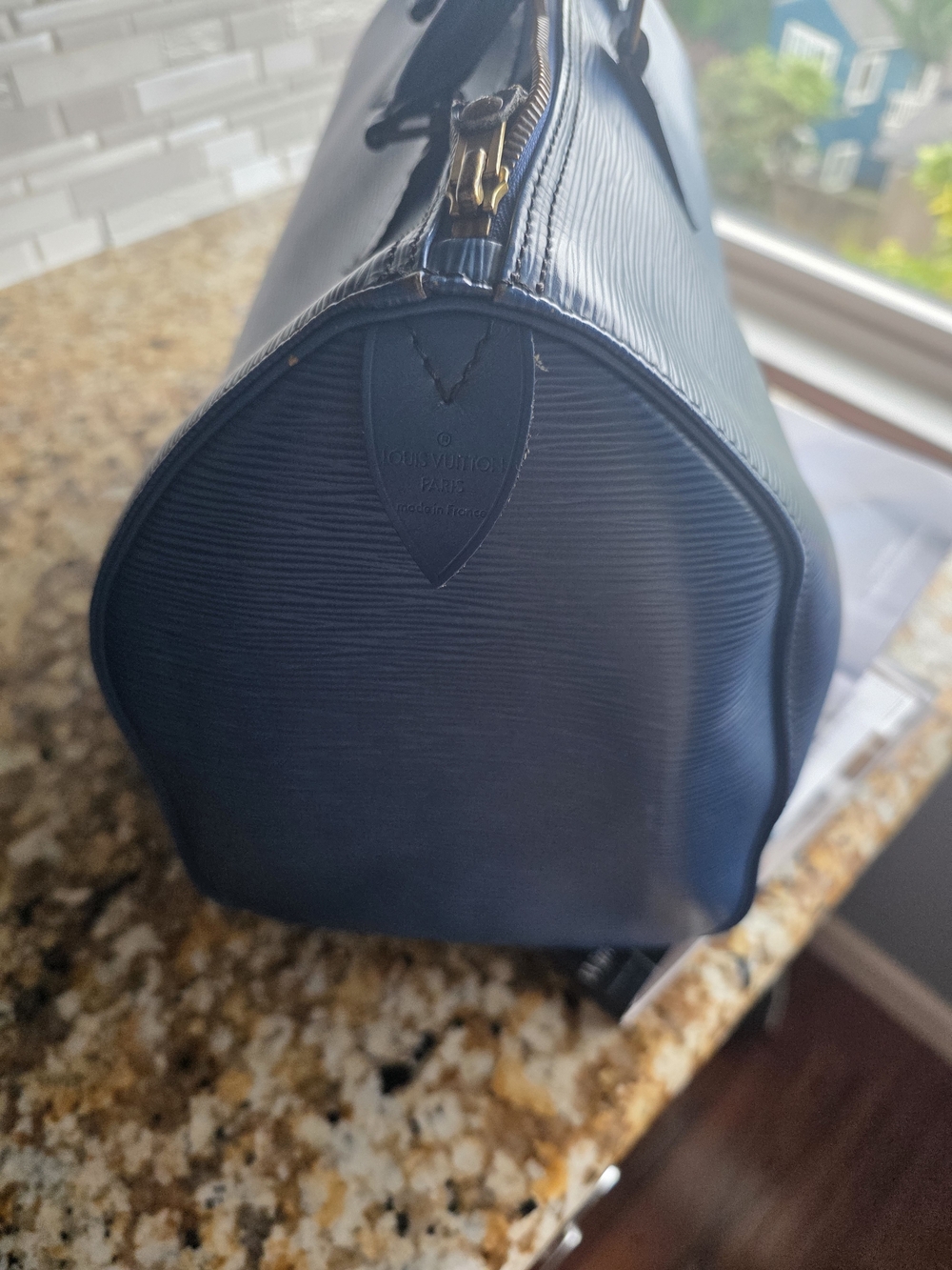 Blue EPI LOUIS VUITTON Women's Bag - Large Size 14 Inches (W) Length 10.5 - Picture 7 of 14